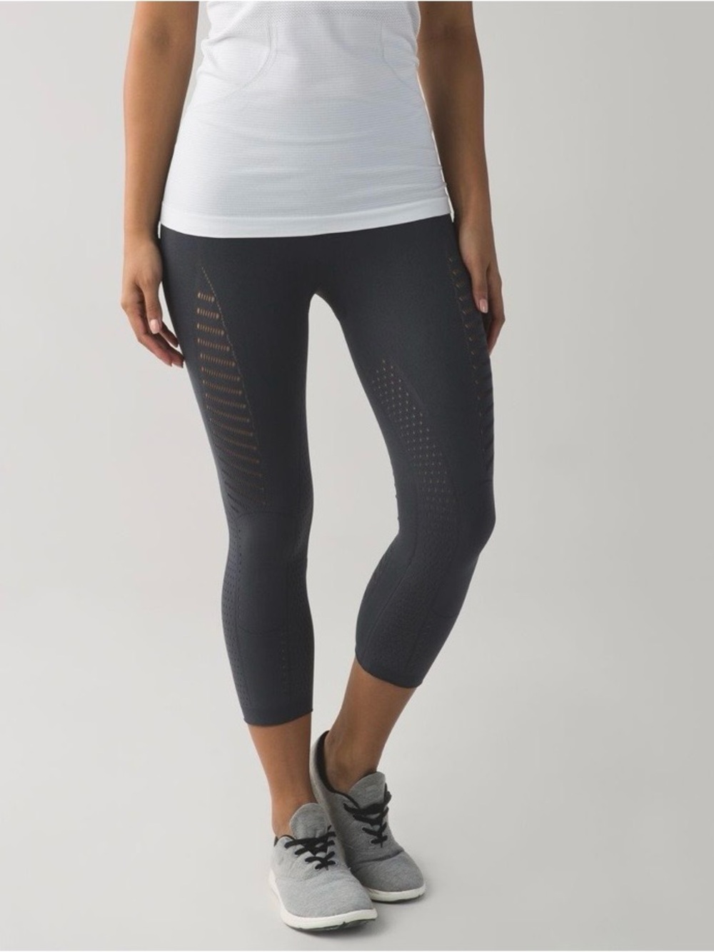Lululemon Light Speed Crop Coal